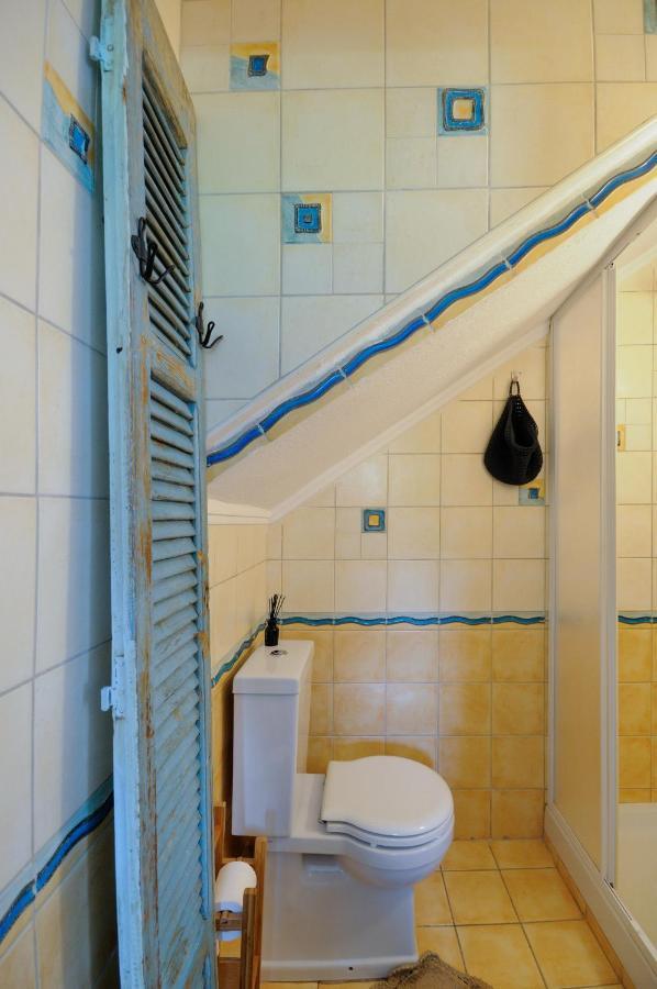 Seathon Seafront Beach Villa In Kalamitsi Екстер'єр фото