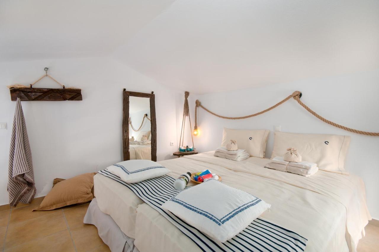 Seathon Seafront Beach Villa In Kalamitsi Екстер'єр фото